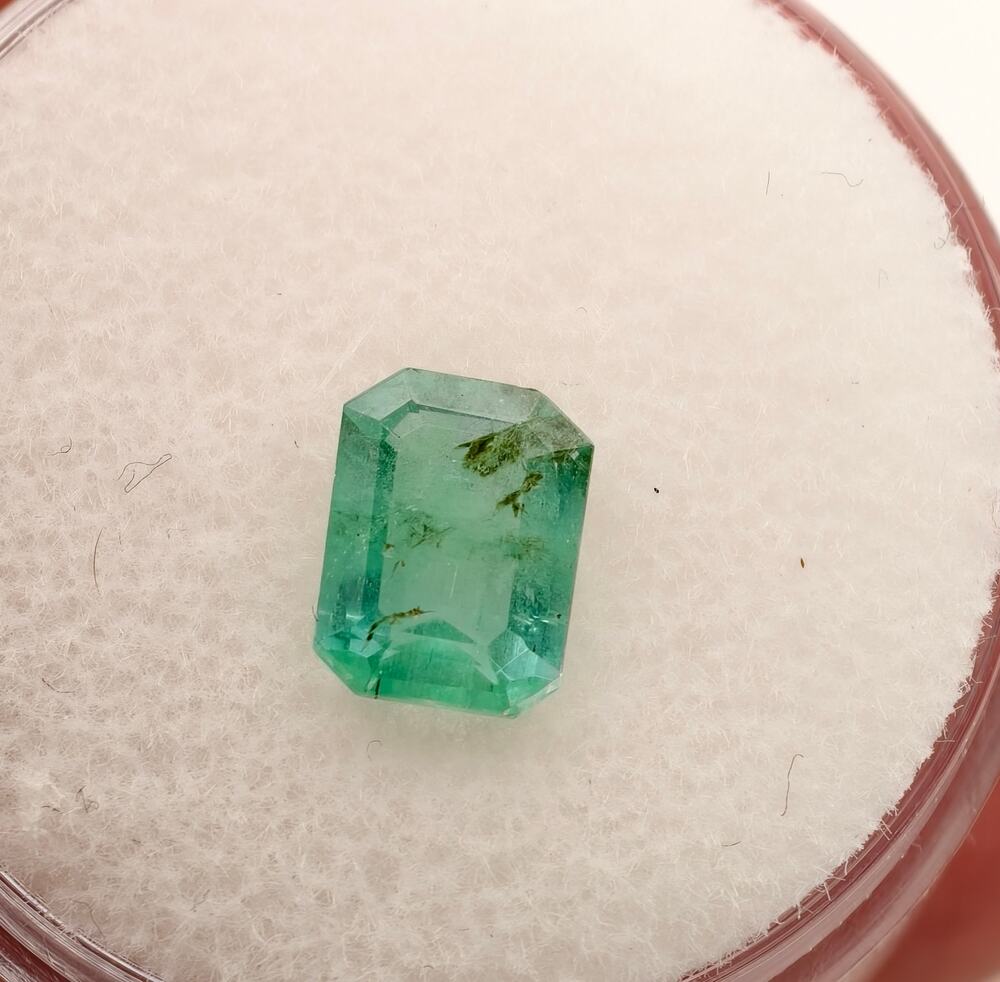 1.15ct Brazilian Emerald Faceted Emerald Cut Gemstone $115 OBO